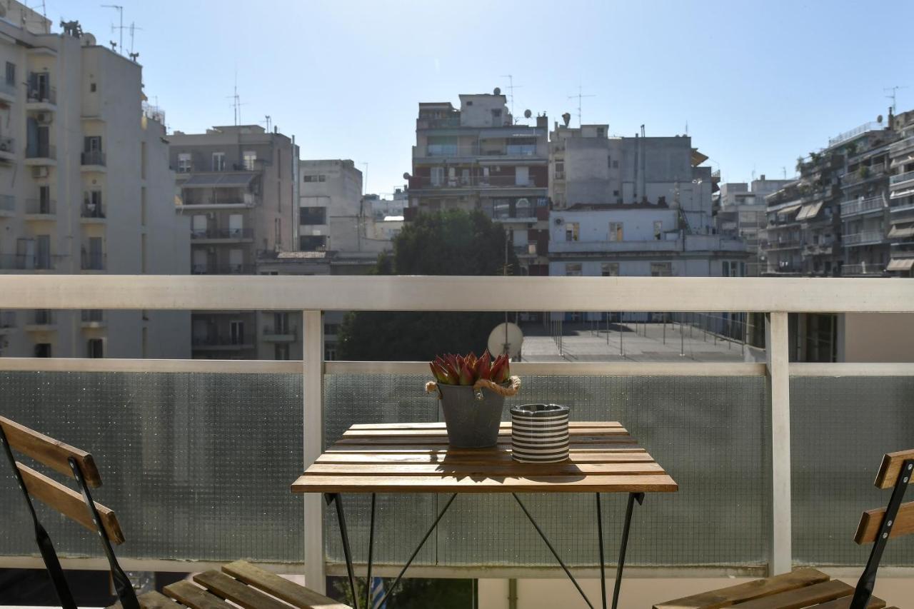 Luxury Downtown C1 Apartment *
